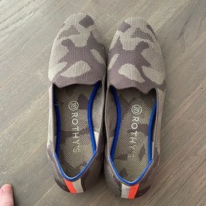Rothy’s size 9.5 mink camo loafers